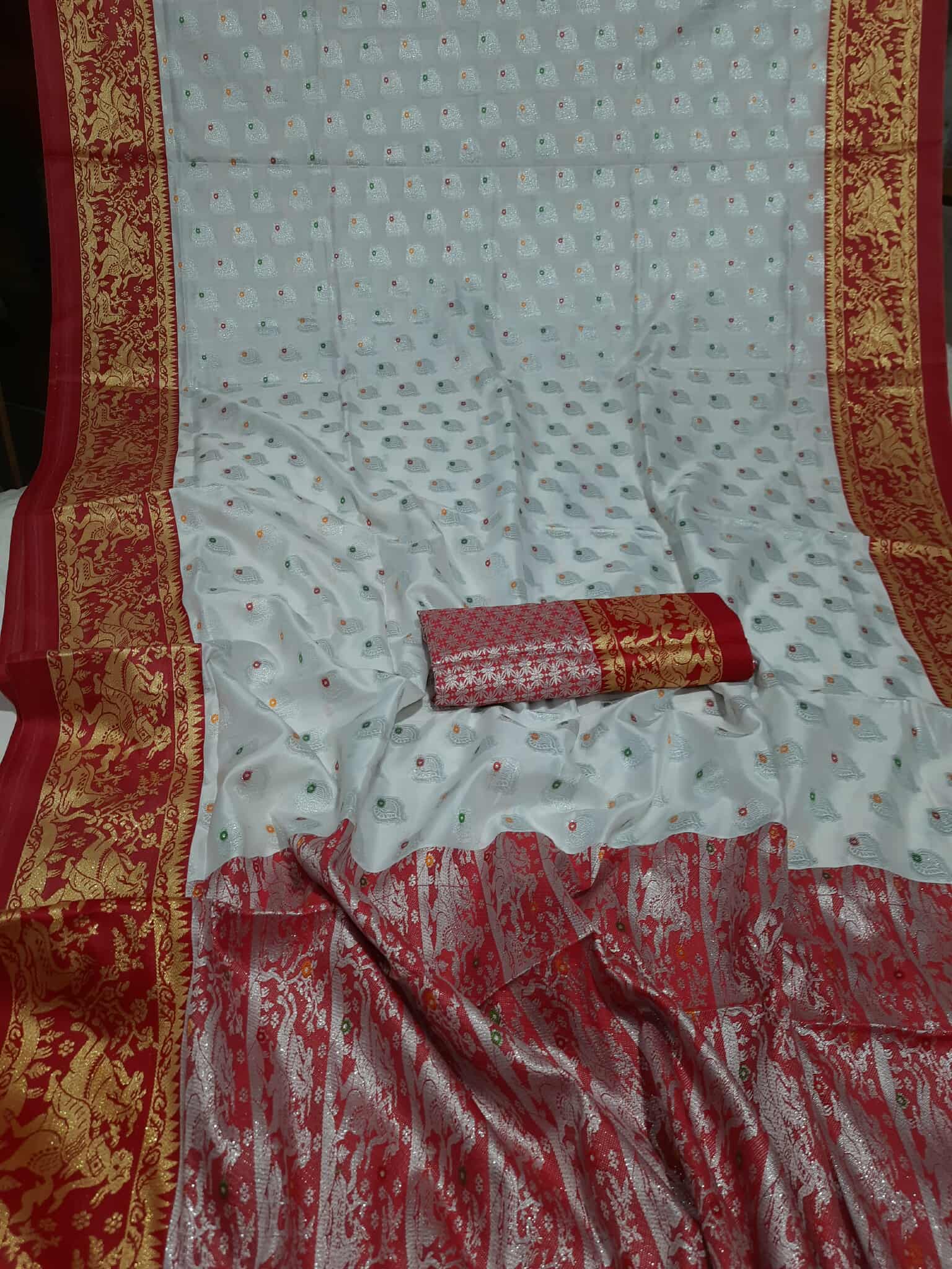 Protima Katan Saree( প্রতিমা কাতান শাড়ি) - Image 4