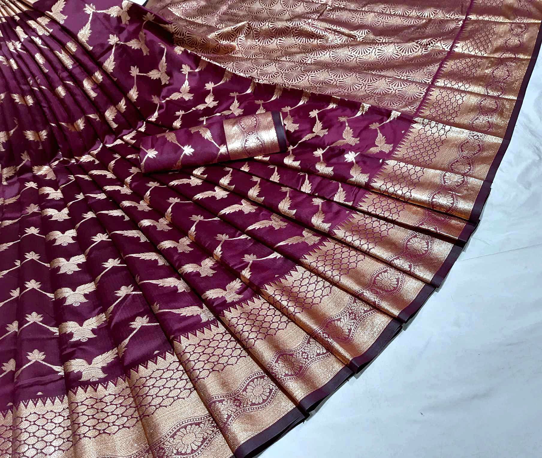 Rongpori Katan Saree (রংপরী কাতান শাড়ি) - Image 5