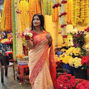 Sonchoita Silk Jamdani Saree (সঞ্চয়িতা সিল্ক জামদানী শাড়ি)