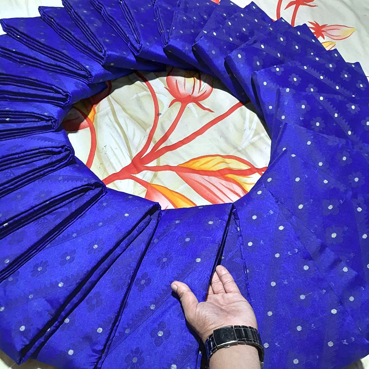 Nilanjona Jamdani Saree (নীলাঞ্জনা জামদানী শাড়ি) - Image 4